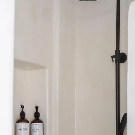 Nomad Glamping * Szhiniász