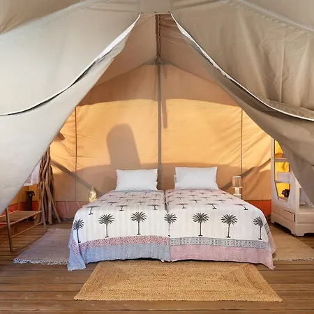 Nomad Glamping