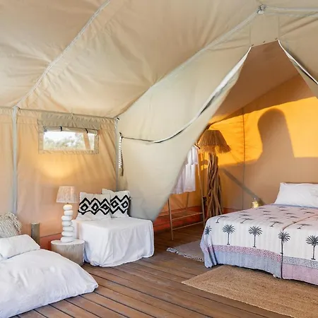 Nomad Glamping Luxussátor *